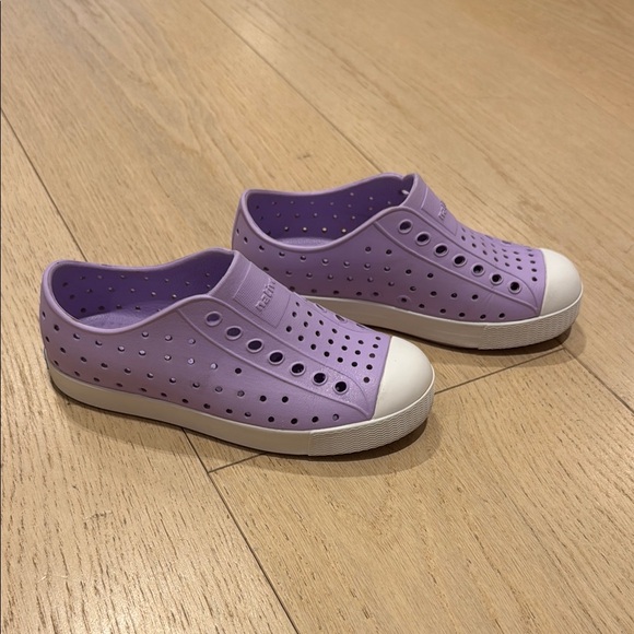 Native Kids Shoes in Purple - Picture 2 of 5